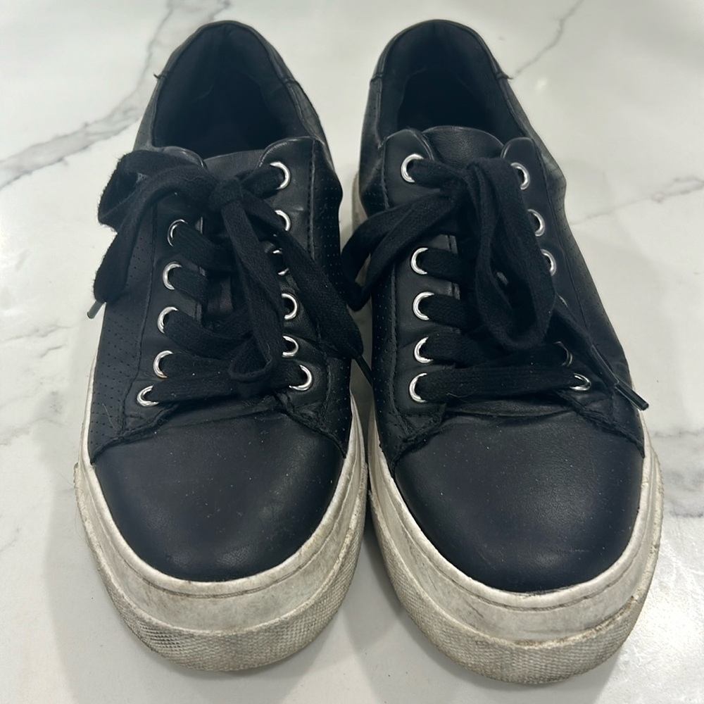 Steve Madden Black Sneakers Size 6M
